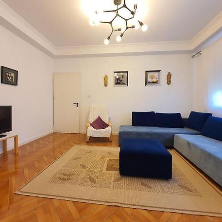 Noemi Apartment Тирана Екстериор снимка