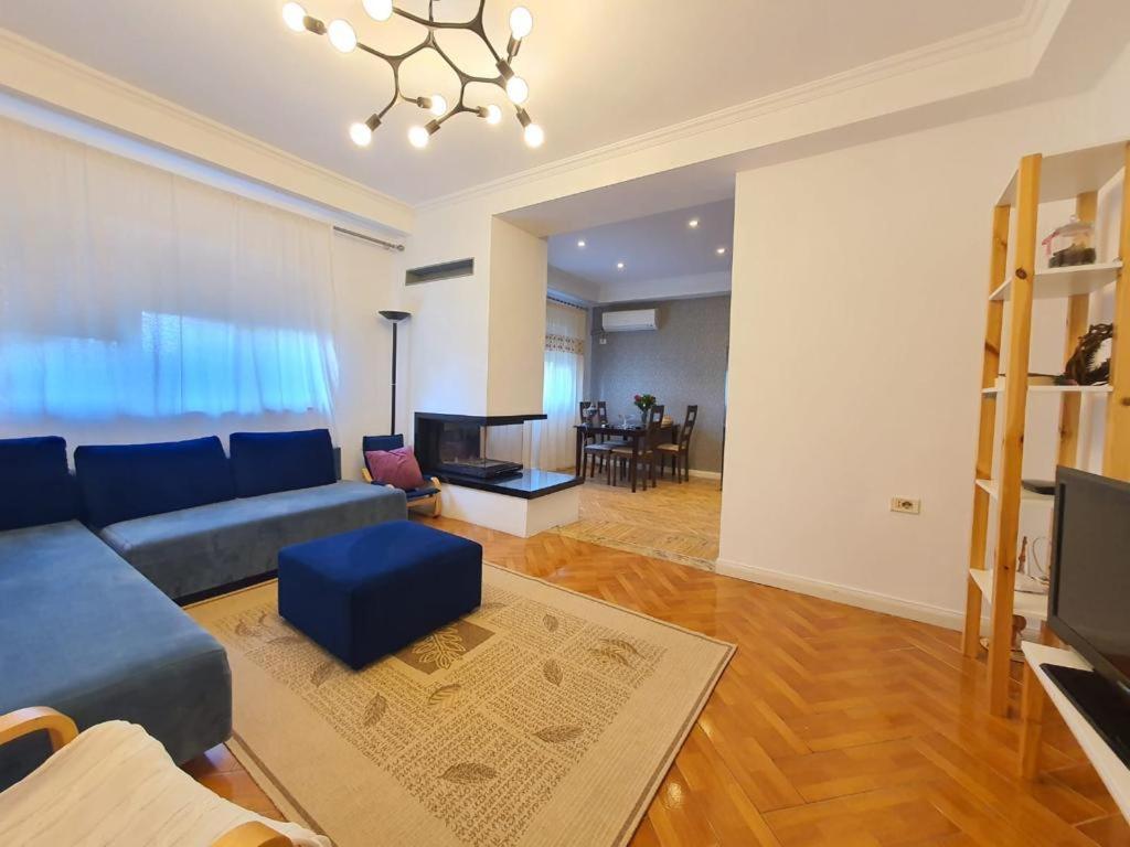 Noemi Apartment Тирана Екстериор снимка